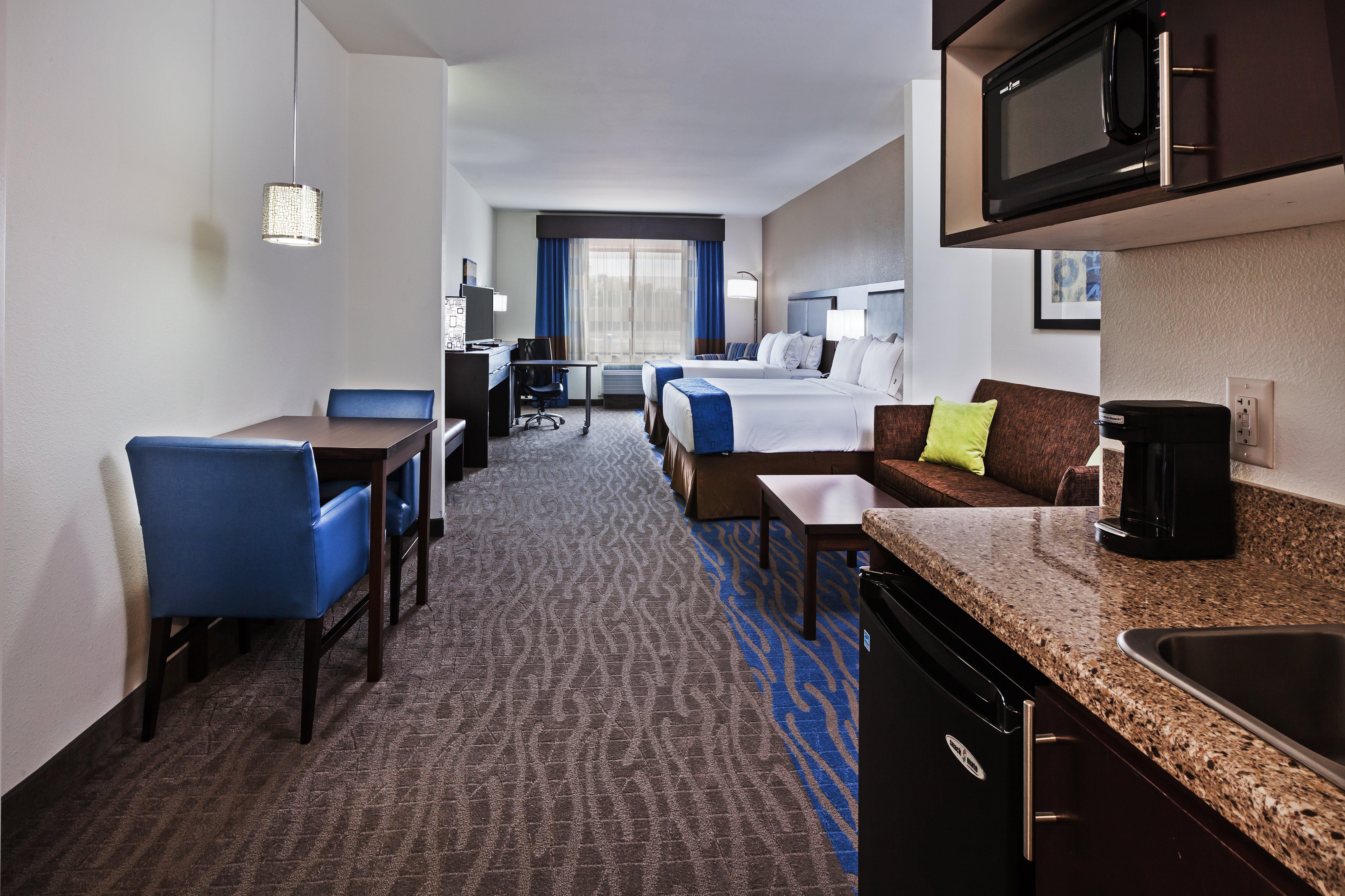 Holiday Inn Express & Suites Glenpool By Ihg Exterior photo
